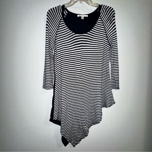 KAREN by Karen Kane tunic top size S 96% rayon